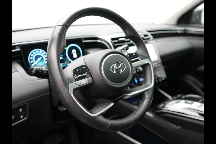 Hyundai Tucson 1.6 T-GDI Premium 4WD Plug In Hybrid 265pk Dealer O.H. PHEV | Panodak | Trekhaak Afneembaar | Adaptive Cruise | Lederen Sportstoelen Memory & Ventilatie | Krell Audio | Stoel & Stuurverwarming | Navigatie | Apple Carplay | Camera | Virtual |