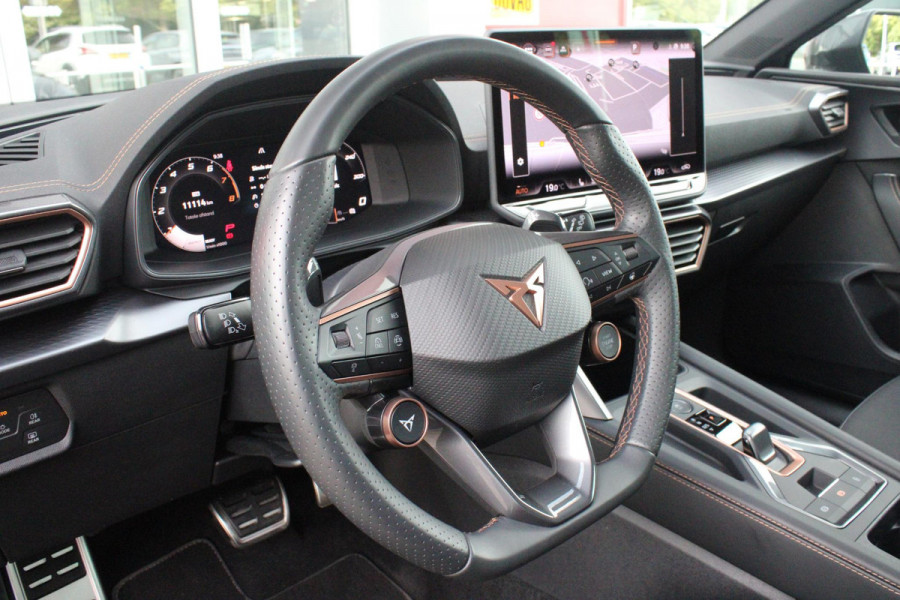 CUPRA Leon 1.5 eTSI 150PK BUSINESS EDITION | NIEUW MODEL! | LED MATRIX KOPLAMPEN | DRAADLOZE APPLE CARPLAY/ANDROID AUTO | NAVIGATIE | ACHTERUITRIJ CAMERA | 18" LICHTMETALEN VELGEN "GARBI" | DRAADLOZE TELEFOONLADER | STOEL/STUUR VERWARMING |  12,9" INFORTAINMENT SYSTEM | ZWARTE HEMELBEKLEDING | E-SOUND GELUIDSSIMULATOR | CLIMATE CONTROL VOOR EN ACHTERIN | SPORT STOELEN | SFEER VERLICHTING | DYNAMISCHE VERLICHTING | ADAPTIVE CRUISE CONTROL | KEYLESS ENTRY/START |