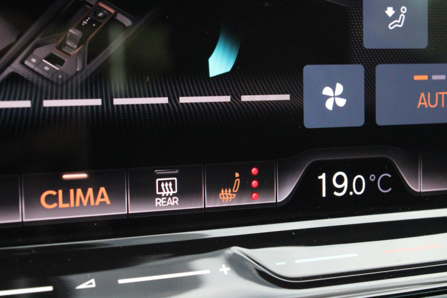CUPRA Leon 1.5 eTSI 150PK BUSINESS EDITION | NIEUW MODEL! | LED MATRIX KOPLAMPEN | DRAADLOZE APPLE CARPLAY/ANDROID AUTO | NAVIGATIE | ACHTERUITRIJ CAMERA | 18" LICHTMETALEN VELGEN "GARBI" | DRAADLOZE TELEFOONLADER | STOEL/STUUR VERWARMING |  12,9" INFORTAINMENT SYSTEM | ZWARTE HEMELBEKLEDING | E-SOUND GELUIDSSIMULATOR | CLIMATE CONTROL VOOR EN ACHTERIN | SPORT STOELEN | SFEER VERLICHTING | DYNAMISCHE VERLICHTING | ADAPTIVE CRUISE CONTROL | KEYLESS ENTRY/START |
