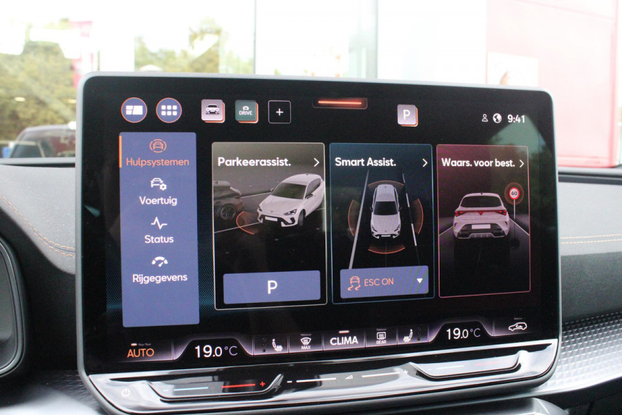 CUPRA Leon 1.5 eTSI 150PK BUSINESS EDITION | NIEUW MODEL! | LED MATRIX KOPLAMPEN | DRAADLOZE APPLE CARPLAY/ANDROID AUTO | NAVIGATIE | ACHTERUITRIJ CAMERA | 18" LICHTMETALEN VELGEN "GARBI" | DRAADLOZE TELEFOONLADER | STOEL/STUUR VERWARMING |  12,9" INFORTAINMENT SYSTEM | ZWARTE HEMELBEKLEDING | E-SOUND GELUIDSSIMULATOR | CLIMATE CONTROL VOOR EN ACHTERIN | SPORT STOELEN | SFEER VERLICHTING | DYNAMISCHE VERLICHTING | ADAPTIVE CRUISE CONTROL | KEYLESS ENTRY/START |
