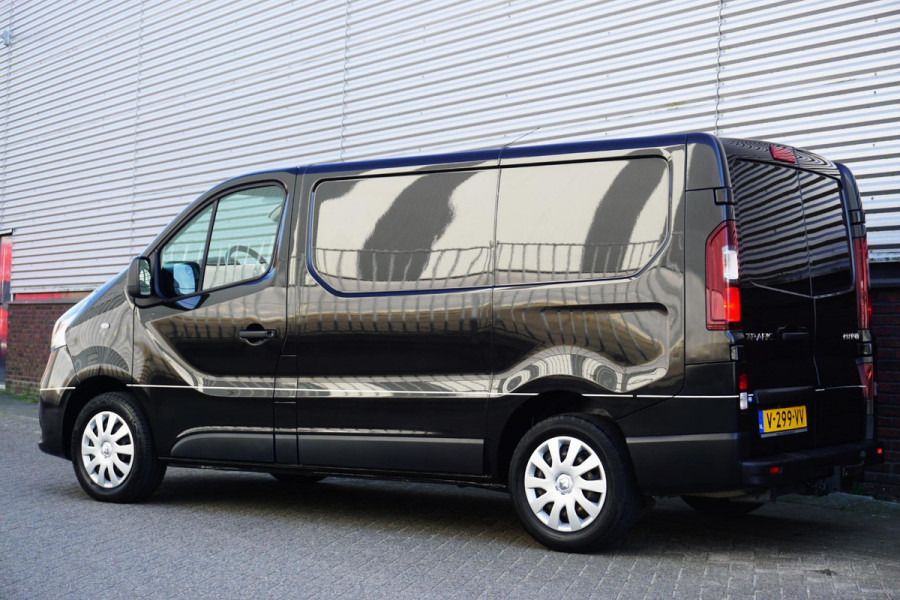 Renault Trafic 1.6 dCi 120PK Euro6 T29 L1H1 Luxe/Metallic/ Trekhaak/3Pers./Nette bus!!
