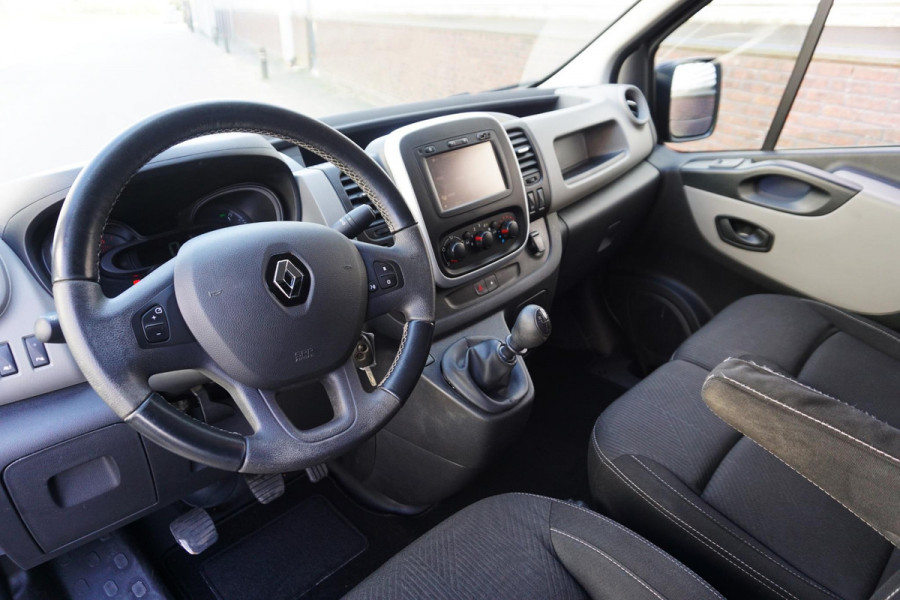 Renault Trafic 1.6 dCi 120PK Euro6 T29 L1H1 Luxe/Metallic/ Trekhaak/3Pers./Nette bus!!