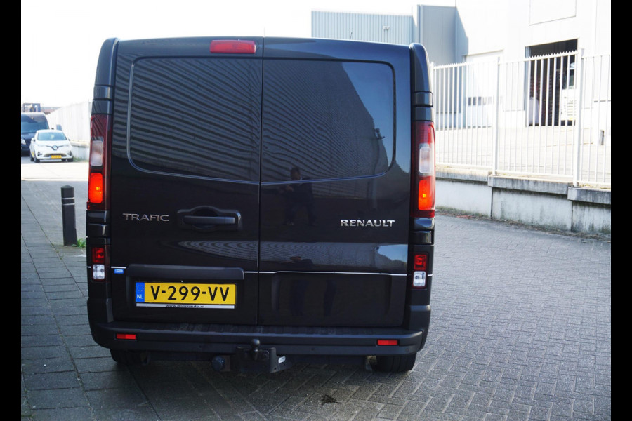 Renault Trafic 1.6 dCi 120PK Euro6 T29 L1H1 Luxe/Metallic/ Trekhaak/3Pers./Nette bus!!