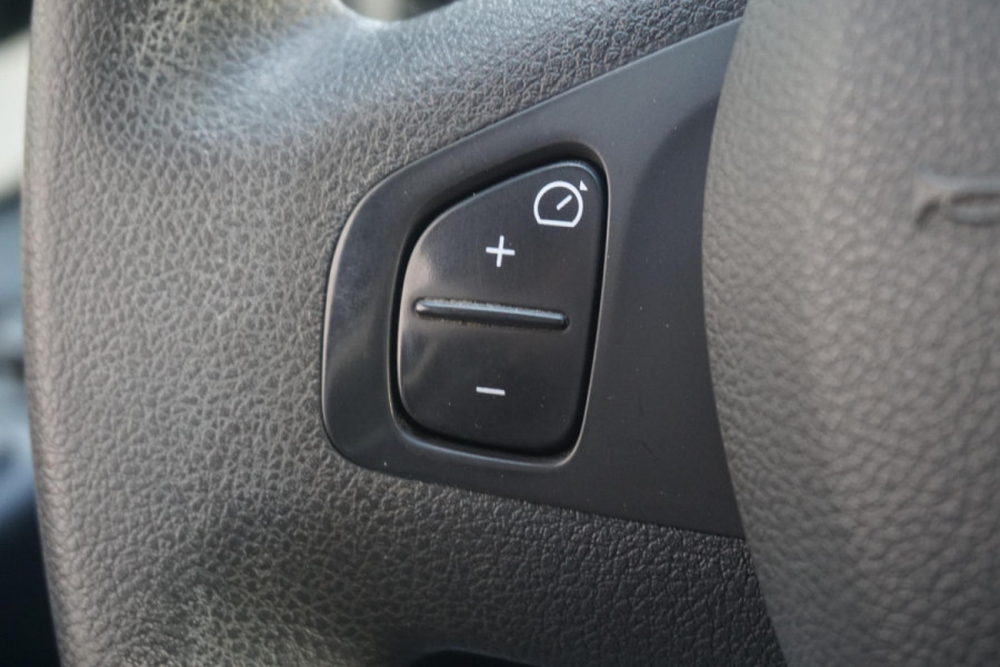 Renault Trafic 1.6 dCi 120PK Euro6 T29 L1H1 Luxe/Metallic/ Trekhaak/3Pers./Nette bus!!