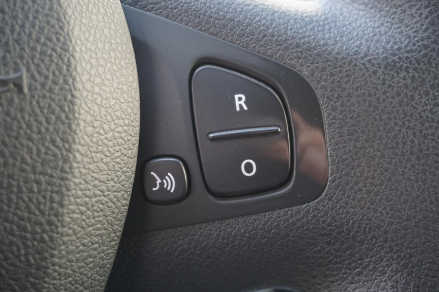 Renault Trafic 1.6 dCi 120PK Euro6 T29 L1H1 Luxe/Metallic/ Trekhaak/3Pers./Nette bus!!
