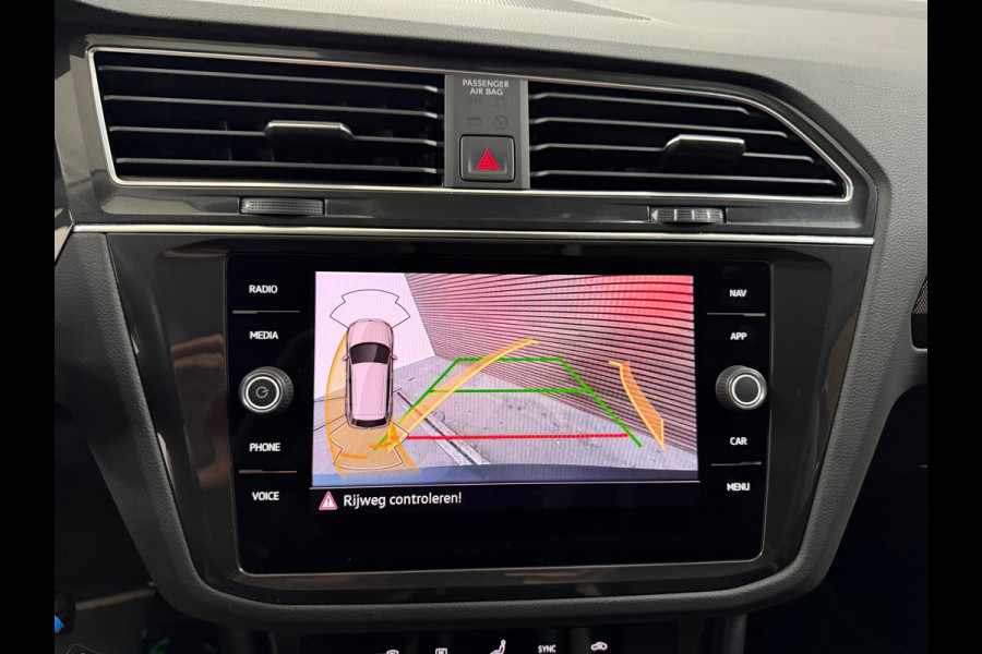 Volkswagen Tiguan 1.5 TSI Automaat Urban Sport | Harman/Kardon | Carplay | ACC | IQ.Light | Camera