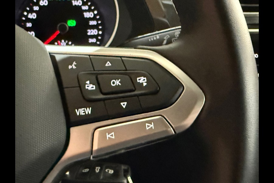 Volkswagen Tiguan 1.5 TSI Automaat Urban Sport | Harman/Kardon | Carplay | ACC | IQ.Light | Camera