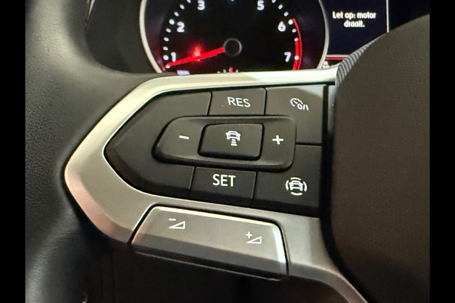 Volkswagen Tiguan 1.5 TSI Automaat Urban Sport | Harman/Kardon | Carplay | ACC | IQ.Light | Camera