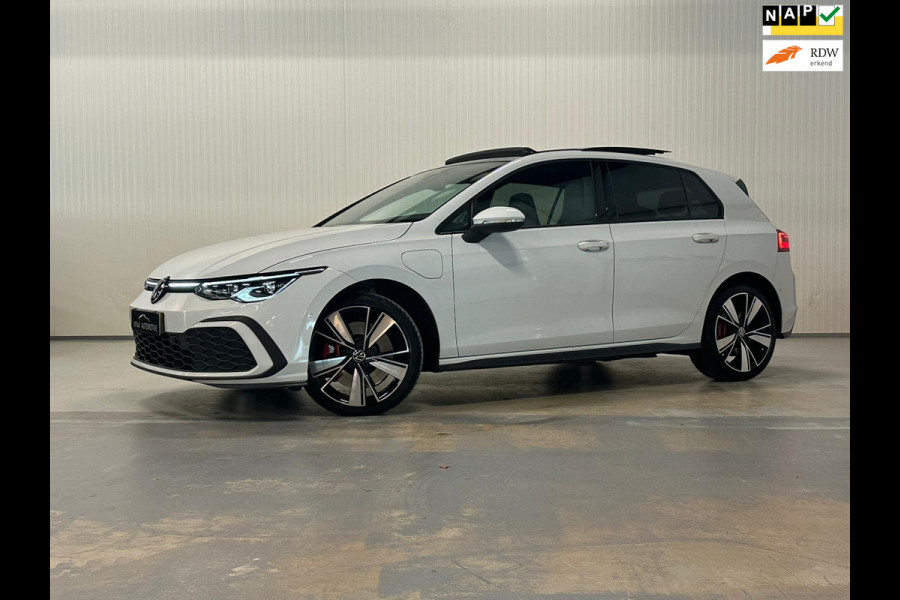 Volkswagen Golf 1.4 eHybrid GTE | PANO | HUD | ACC | IQ LIGHTS