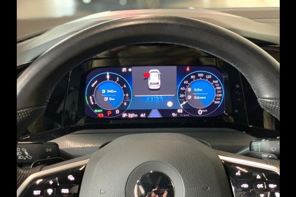 Volkswagen Golf 1.4 eHybrid GTE | PANO | HUD | ACC | IQ LIGHTS