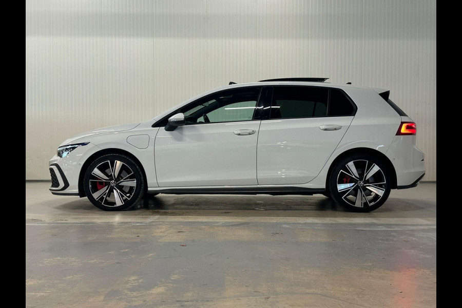 Volkswagen Golf 1.4 eHybrid GTE | PANO | HUD | ACC | IQ LIGHTS