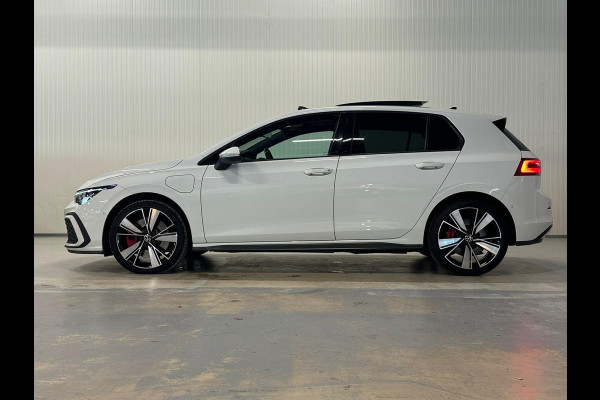 Volkswagen Golf 1.4 eHybrid GTE | PANO | HUD | ACC | IQ LIGHTS