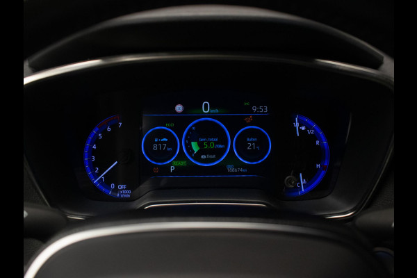 Toyota Corolla Touring Sports 1.8 Hybrid Style (APPLE CARPLAY,HEAD-UP,NAVI,LED,XENON,STOELVERWARMING,CAMERA,SPORTSTOELEN,PDC)
