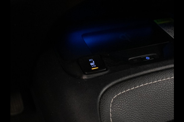 Toyota Corolla Touring Sports 1.8 Hybrid Style (APPLE CARPLAY,HEAD-UP,NAVI,LED,XENON,STOELVERWARMING,CAMERA,SPORTSTOELEN,PDC)