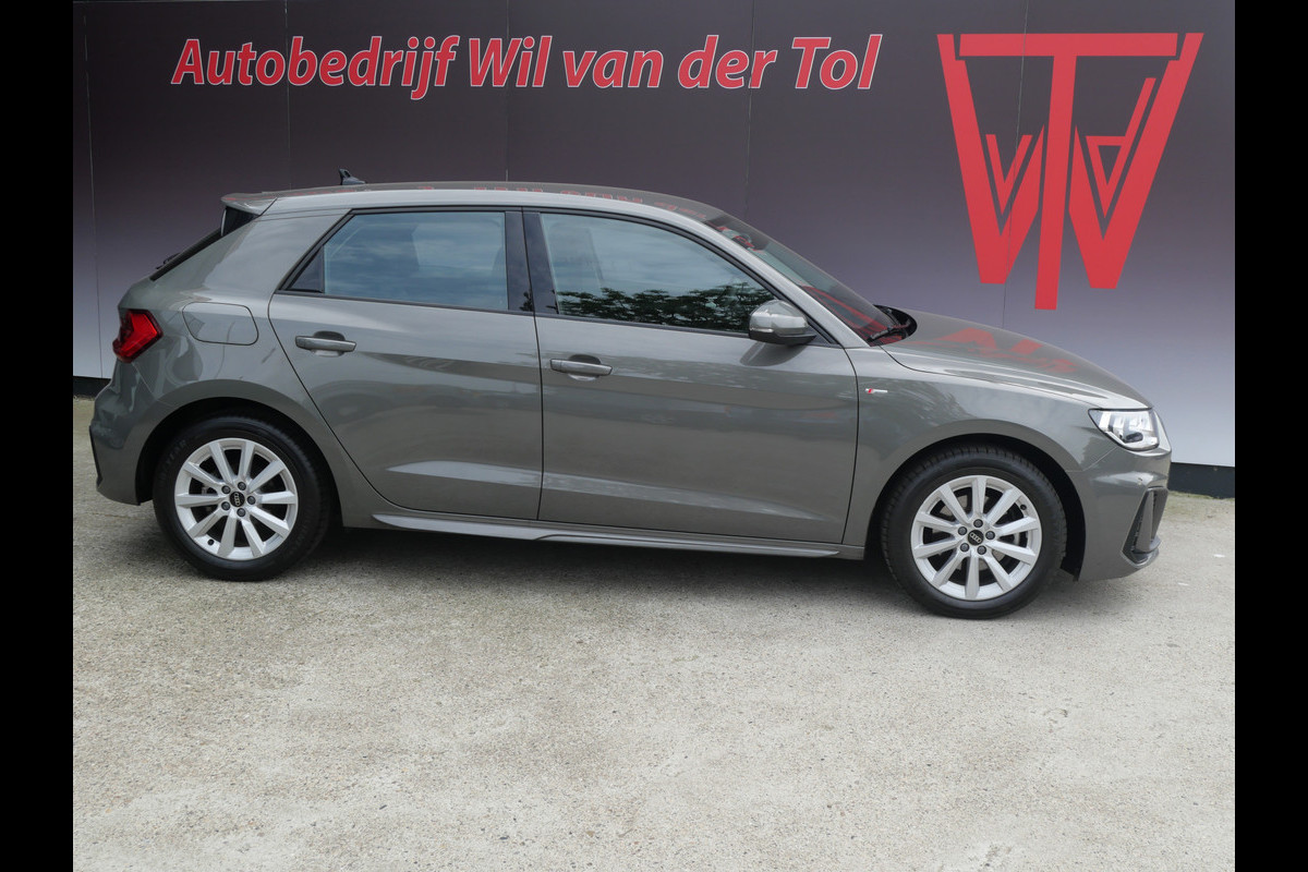 Audi A1 Sportback 30 TFSI S-LINE | AUTOMAAT | CRUISE | CARPLAY | NIEUWSTAAT | BTW-AUTO!! Audi A1 Sportback 30 TFSI S-LINE | AUTOMAAT | CRUISE | CARPLAY | NIEUWSTAAT | BTW-AUTO!!