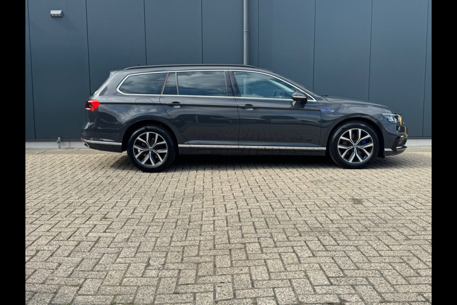 Volkswagen Passat Variant * Sideassistent *