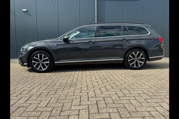 Volkswagen Passat Variant * Sideassistent *