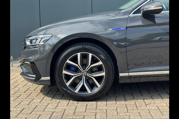 Volkswagen Passat Variant * Sideassistent *
