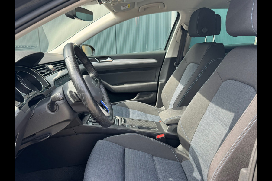 Volkswagen Passat Variant * Sideassistent *