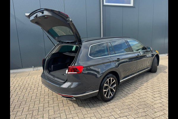 Volkswagen Passat Variant * Sideassistent *