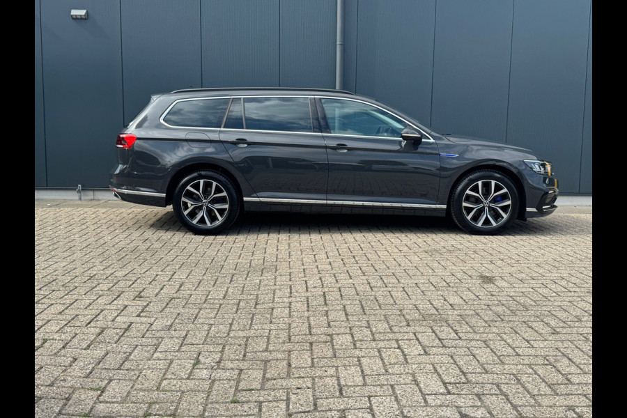 Volkswagen Passat Variant * Sideassistent *