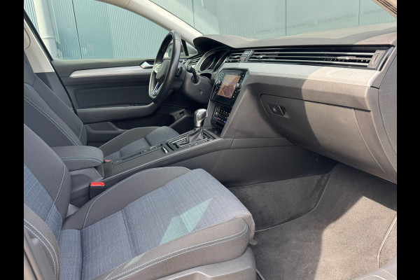 Volkswagen Passat Variant * Sideassistent *