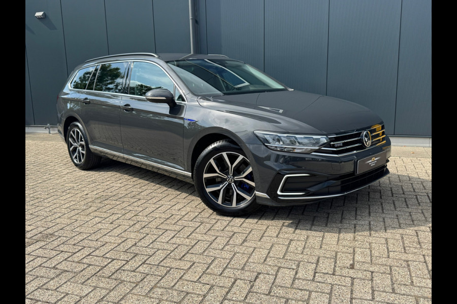 Volkswagen Passat Variant * Sideassistent *