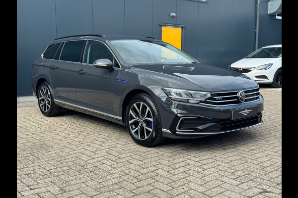 Volkswagen Passat Variant * Sideassistent *