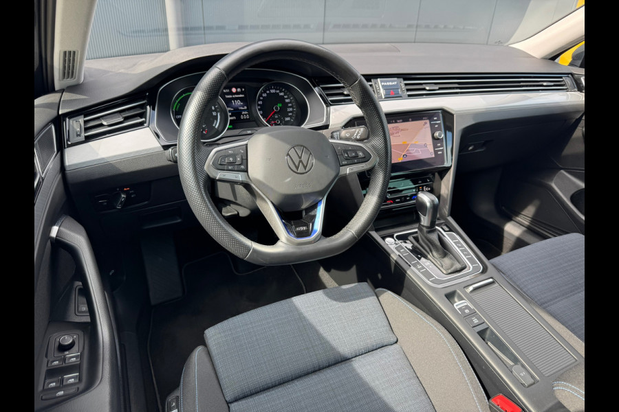 Volkswagen Passat Variant * Sideassistent *