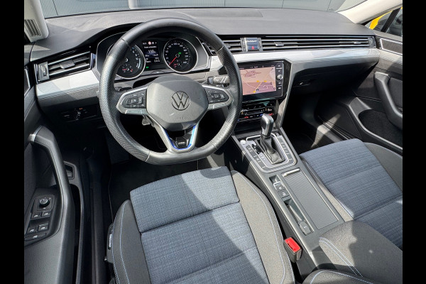Volkswagen Passat Variant * Sideassistent *