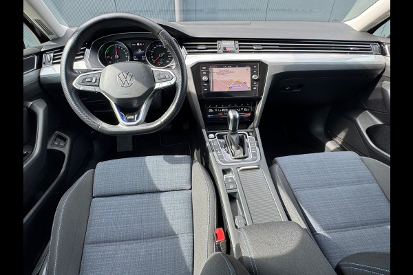 Volkswagen Passat Variant * Sideassistent *