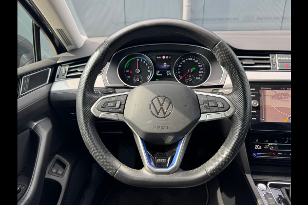 Volkswagen Passat Variant * Sideassistent *