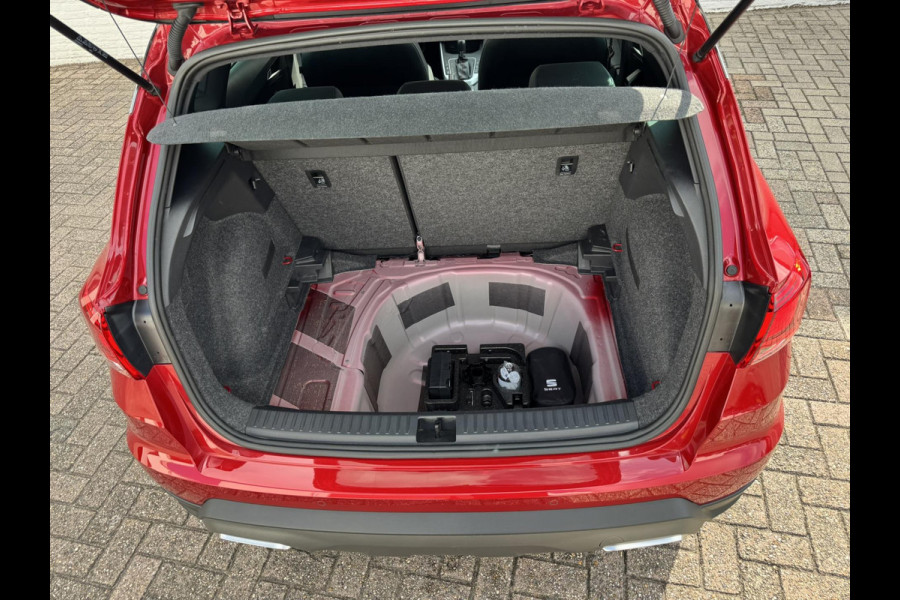 Seat Arona 1.0 EcoTSI FR Anniversary Automaat Cruise control Climate control Full LED Parkeersensoren Apple Carplay Android Auto