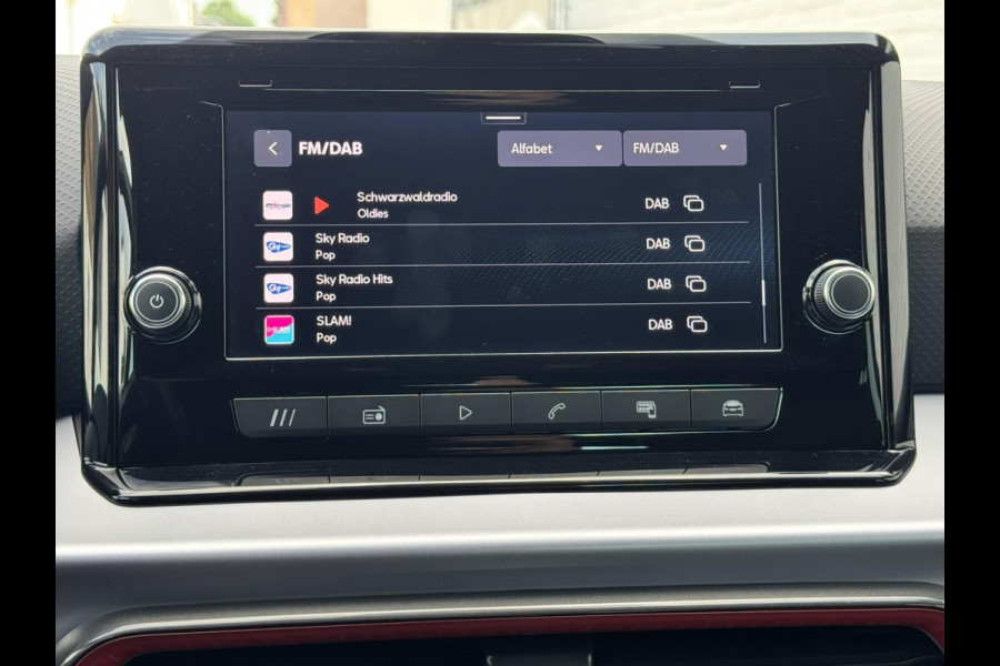Seat Arona 1.0 EcoTSI FR Anniversary Automaat Cruise control Climate control Full LED Parkeersensoren Apple Carplay Android Auto