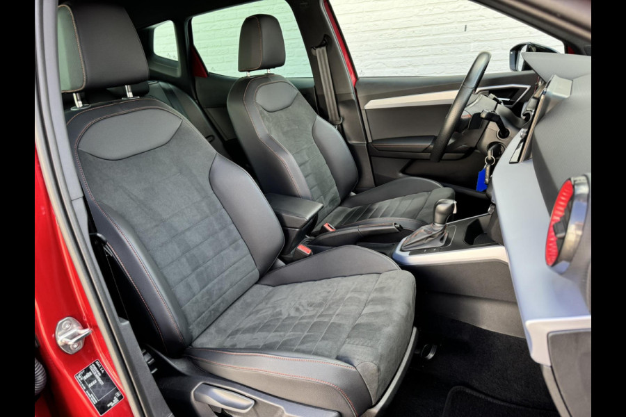 Seat Arona 1.0 EcoTSI FR Anniversary Automaat Cruise control Climate control Full LED Parkeersensoren Apple Carplay Android Auto