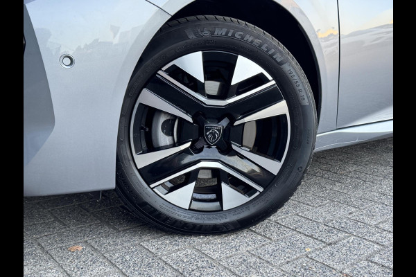 Peugeot 208 1.2 PT 100 Allure | Stoelverwarming | Dodehoekdet. | 360 camera | Prijs is rijklaar