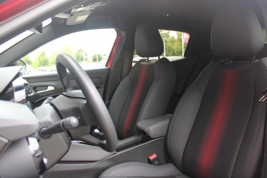 Alfa Romeo junior ELETTRICA SPECIALE 156PK 54 kWh | BICOLOR DAK (ZWART DAK) | TECHNOLOGIE PAKKET (O.A. FULL LED ADAPTIVE MATRIX KOPLAMPEN/DODEHOEK DETECTIE/DRAADLOZE TELEFOONLADER/ACHTERUITRIJ CAMERA/PARKEERSENSOREN VOOR, ACHTER,ZIJKANT) | DRAADLOZE APPLE CARPLAY/ANDROID AUTO | CLIMATE CONTROL | ELEKTRISCH BEDIENBARE ACHTERKLEP | STOEL VERWARMING | ELEKTRISCH BEDIENBARE VOORSTOELEN | VOORSTOELEN MET MASSAGE FUNCTIE | VERKEERSBORDEN HERKENNING | ADAPTIVE CRUISE CONTROL | KEYLESS ENTRY/START | NIEUWE AUTO! |