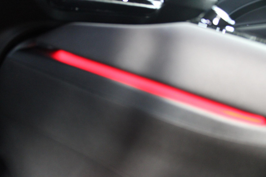 Alfa Romeo junior ELETTRICA SPECIALE 156PK 54 kWh | BICOLOR DAK (ZWART DAK) | TECHNOLOGIE PAKKET (O.A. FULL LED ADAPTIVE MATRIX KOPLAMPEN/DODEHOEK DETECTIE/DRAADLOZE TELEFOONLADER/ACHTERUITRIJ CAMERA/PARKEERSENSOREN VOOR, ACHTER,ZIJKANT) | DRAADLOZE APPLE CARPLAY/ANDROID AUTO | CLIMATE CONTROL | ELEKTRISCH BEDIENBARE ACHTERKLEP | STOEL VERWARMING | ELEKTRISCH BEDIENBARE VOORSTOELEN | VOORSTOELEN MET MASSAGE FUNCTIE | VERKEERSBORDEN HERKENNING | ADAPTIVE CRUISE CONTROL | KEYLESS ENTRY/START | NIEUWE AUTO! |
