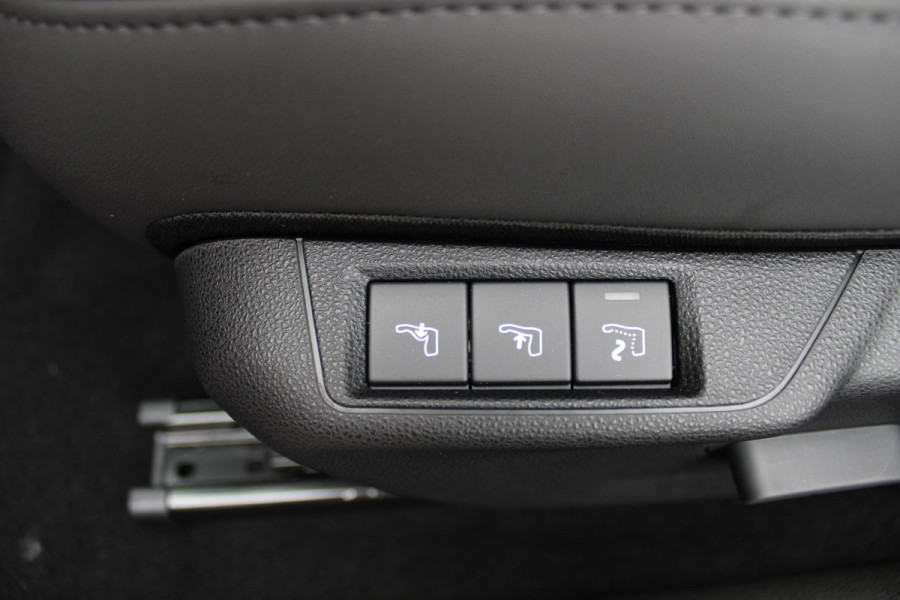 Alfa Romeo junior ELETTRICA SPECIALE 156PK 54 kWh | BICOLOR DAK (ZWART DAK) | TECHNOLOGIE PAKKET (O.A. FULL LED ADAPTIVE MATRIX KOPLAMPEN/DODEHOEK DETECTIE/DRAADLOZE TELEFOONLADER/ACHTERUITRIJ CAMERA/PARKEERSENSOREN VOOR, ACHTER,ZIJKANT) | DRAADLOZE APPLE CARPLAY/ANDROID AUTO | CLIMATE CONTROL | ELEKTRISCH BEDIENBARE ACHTERKLEP | STOEL VERWARMING | ELEKTRISCH BEDIENBARE VOORSTOELEN | VOORSTOELEN MET MASSAGE FUNCTIE | VERKEERSBORDEN HERKENNING | ADAPTIVE CRUISE CONTROL | KEYLESS ENTRY/START | NIEUWE AUTO! |