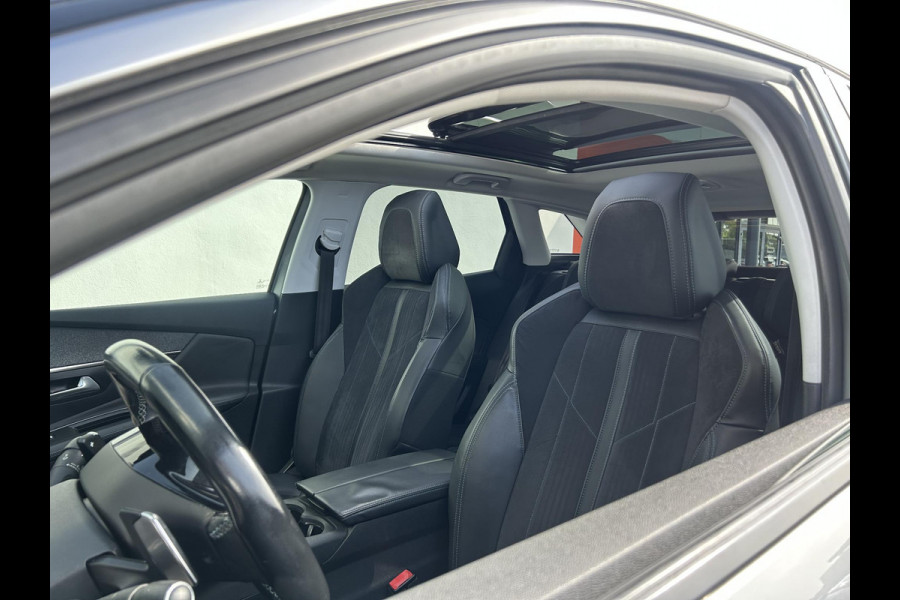 Peugeot 3008 1.2 PT 130 EAT8 Crossway | Panoramadak | El.achterklep | Prijs is rijklaar