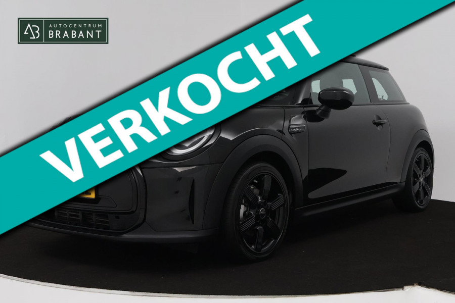 MINI Mini 1.5 Cooper John Cooper Works (PANORAMADAK, PARKEERSENSOREN, CRUISE CONTROL, AUTOMAAT, NAVIGATIE, DEALER ONDERHOUDEN)
