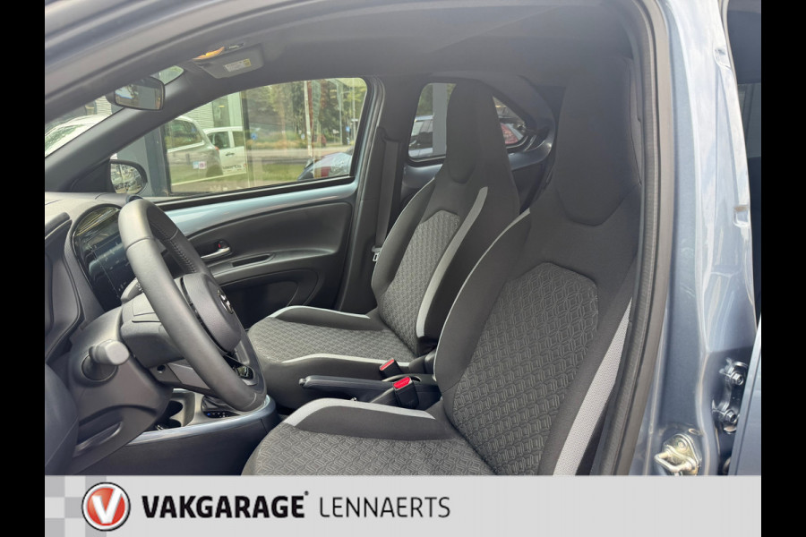 Toyota Aygo X 1.0 VVT-i S-CVT Envy AUTOMAAT, navi, carplay, pdc v+a, Rijklaarprijs