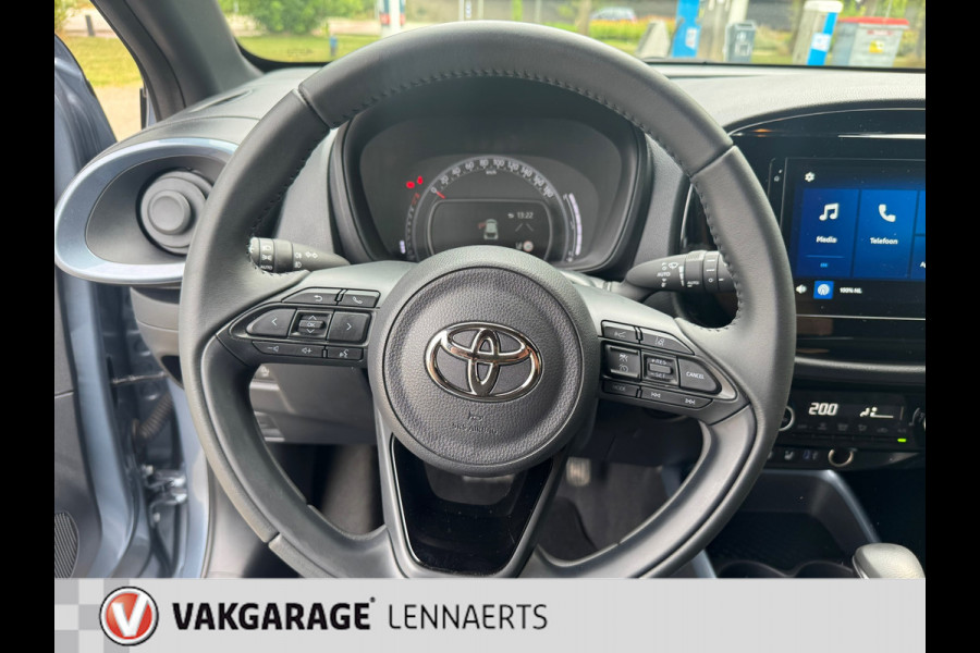 Toyota Aygo X 1.0 VVT-i S-CVT Envy AUTOMAAT, navi, carplay, pdc v+a, Rijklaarprijs