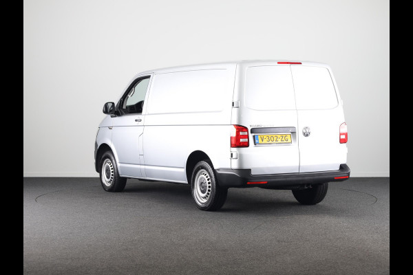 Volkswagen Transporter 2.0 TDI L1H2 Comfortline 102 pk | Navigatie | Parkeersensoren achter | Cruise control | Airco |