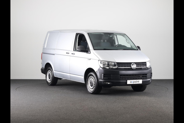Volkswagen Transporter 2.0 TDI L1H2 Comfortline 102 pk | Navigatie | Parkeersensoren achter | Cruise control | Airco |