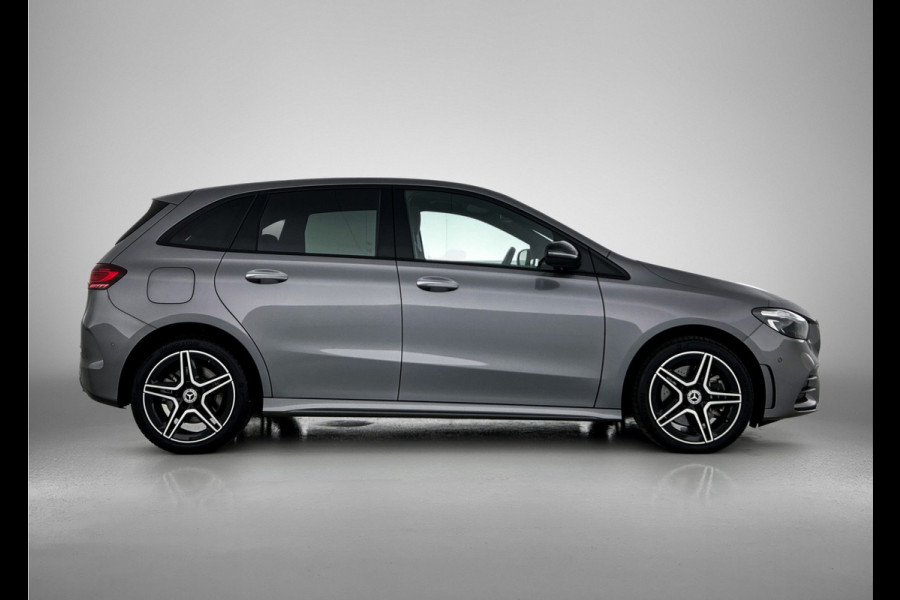 Mercedes-Benz B-Klasse 250 e AMG Line | Nightpakket | Premium pakket | Warmtewerend, donkergetint glas achterin | Keyless-Go comfortpakket | USB-pakket plus |