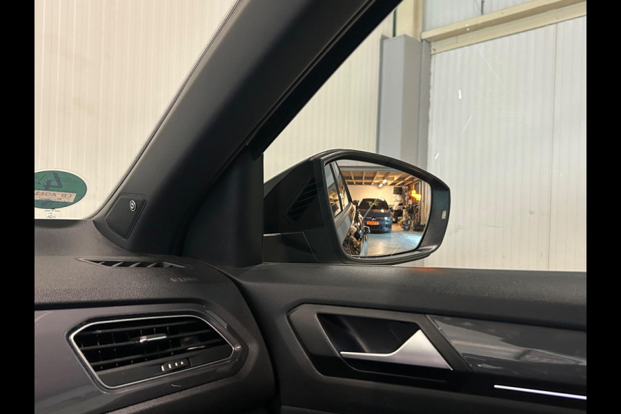 Volkswagen T-Roc 2.0 TSI 4Motion Sport | PANO | 3x R-LINE | BEATS AUDIO | CAMERA | VIRTUAL