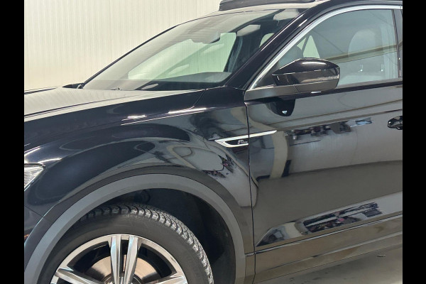 Volkswagen T-Roc 2.0 TSI 4Motion Sport | PANO | 3x R-LINE | BEATS AUDIO | CAMERA | VIRTUAL