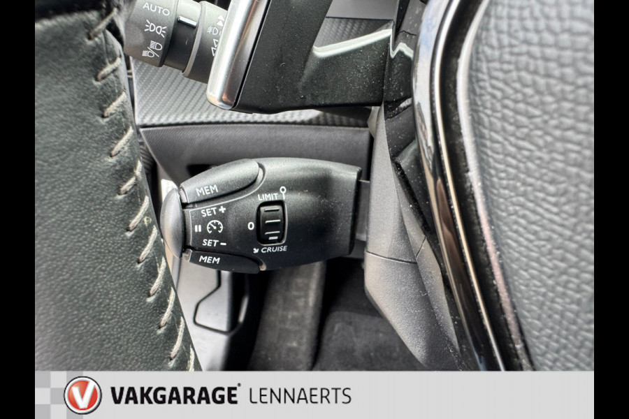 Peugeot 2008 1.2 PureTech Allure Automaat, navi, Rijklaarprijs / 12 mnd garantie
