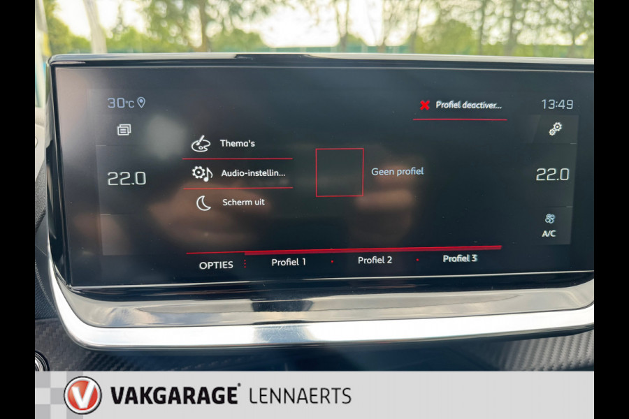 Peugeot 2008 1.2 PureTech Allure Automaat, navi, Rijklaarprijs / 12 mnd garantie